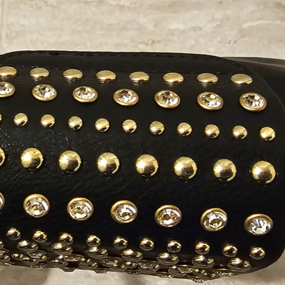 Olivia Miller Rhinestone Clutch - Picture 4 of 7